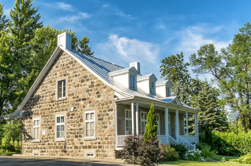 What to Know Before Fixing Up an Old Home